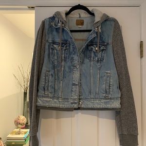 American eagle hooded jean jacket